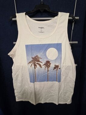 Goodfellow & Co Men's White Palm Tree Graphic Tank
